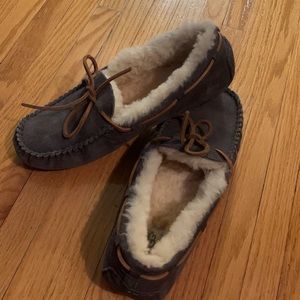 Ugg Women’s slippers